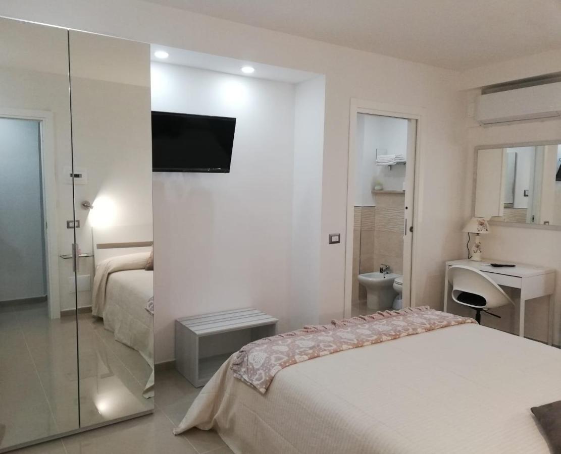 B&B Oplonti Resort Torre Annunziata Esterno foto