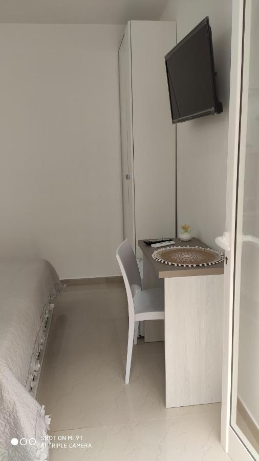 B&B Oplonti Resort Torre Annunziata Esterno foto